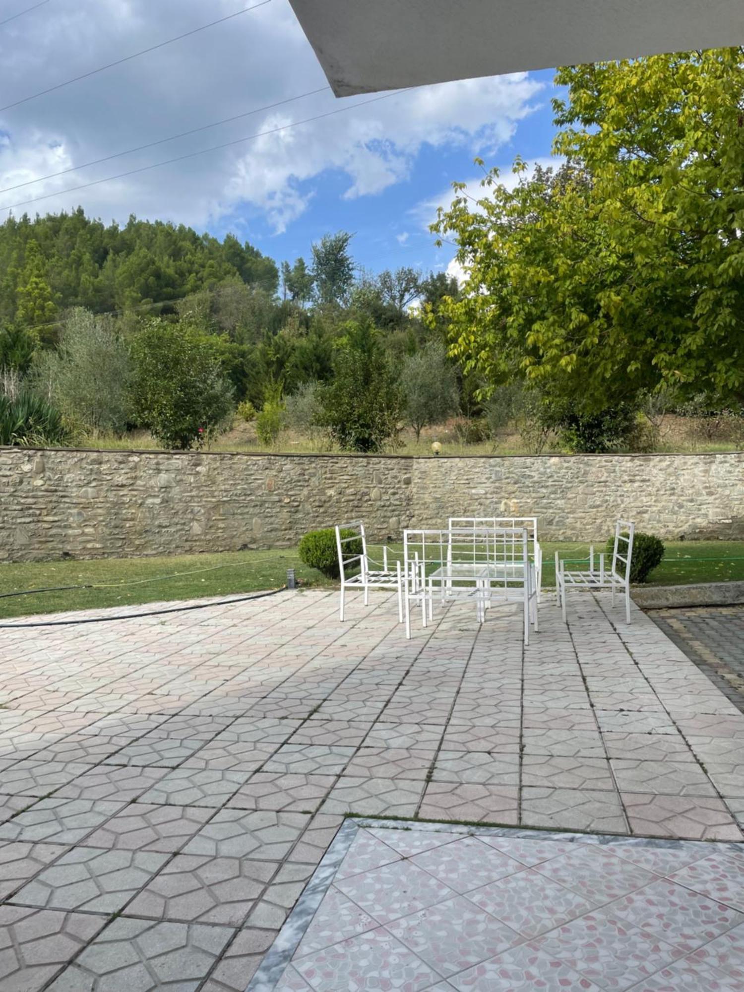 Hotel Aroma Permet Exterior photo